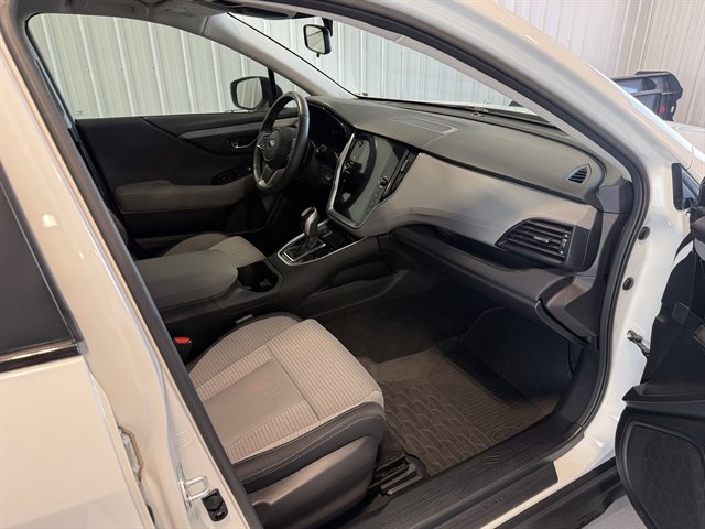 Used 2024 Subaru Outback Premium image 25