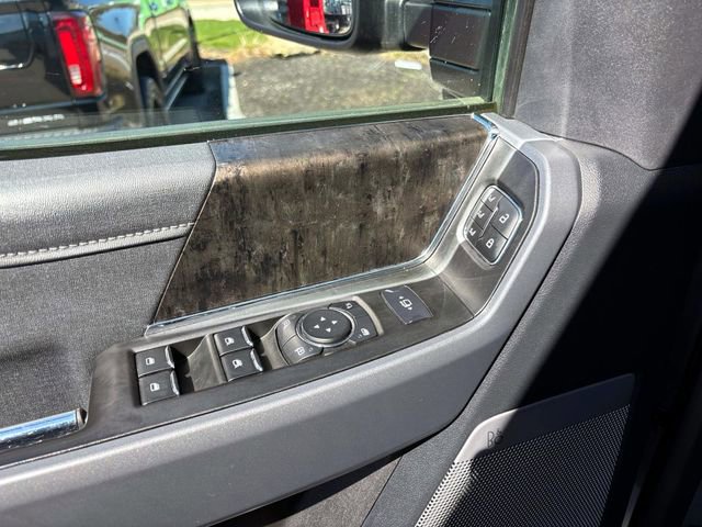 Used 2024 Ford F250 Lariat w/ Sport Appearance Package AWD/4WD image 19