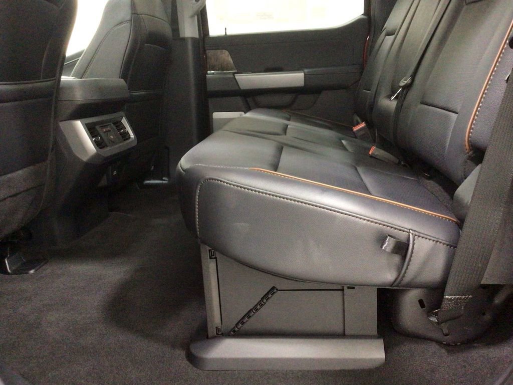 New 2025 Ford F250 Lariat w/ Lariat Ultimate Package image 25