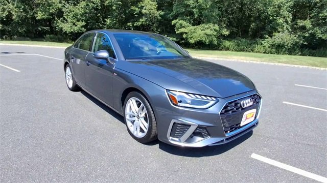 Used 2023 Audi A4 2.0T Premium Plus image 2