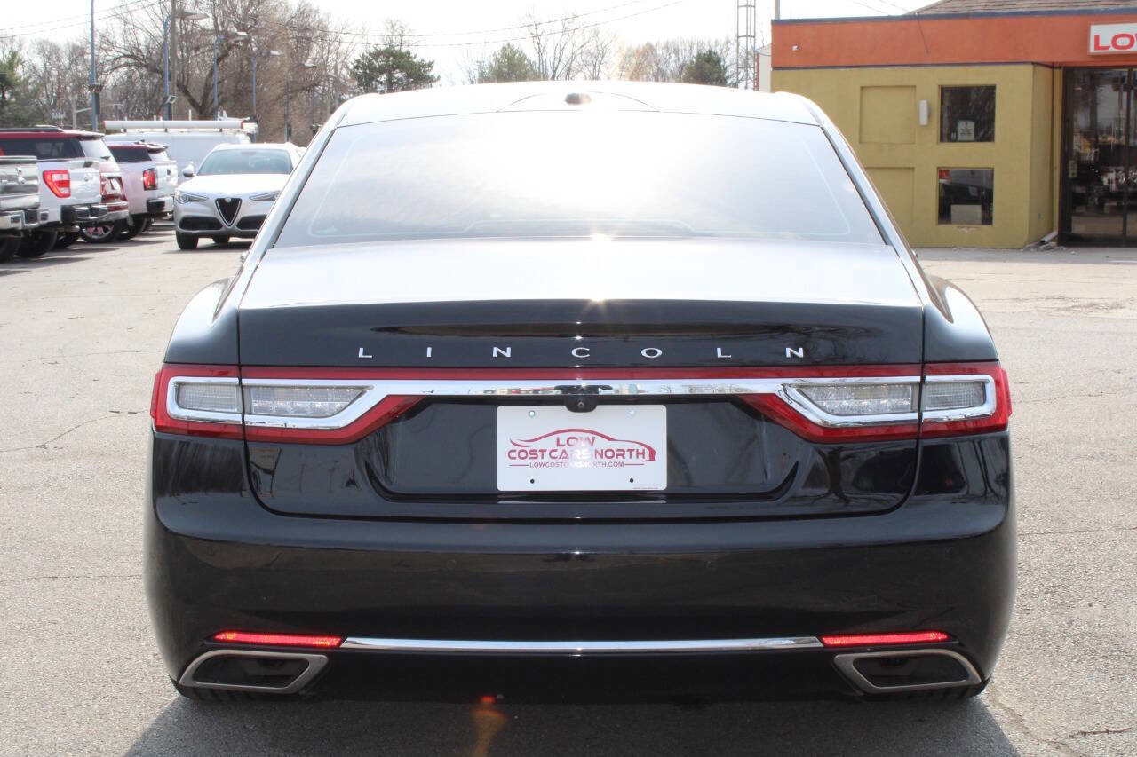 Used 2017 Lincoln Continental Select image 6