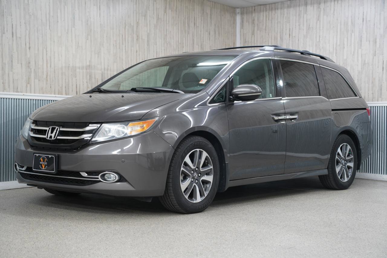 Used 2016 Honda Odyssey Touring image 4