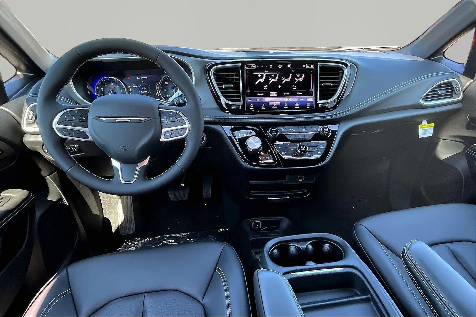 New 2027 Chrysler Pacifica Select AWD/4WD image 10