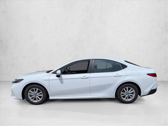 Used 2025 Toyota Camry LE FWD image 8