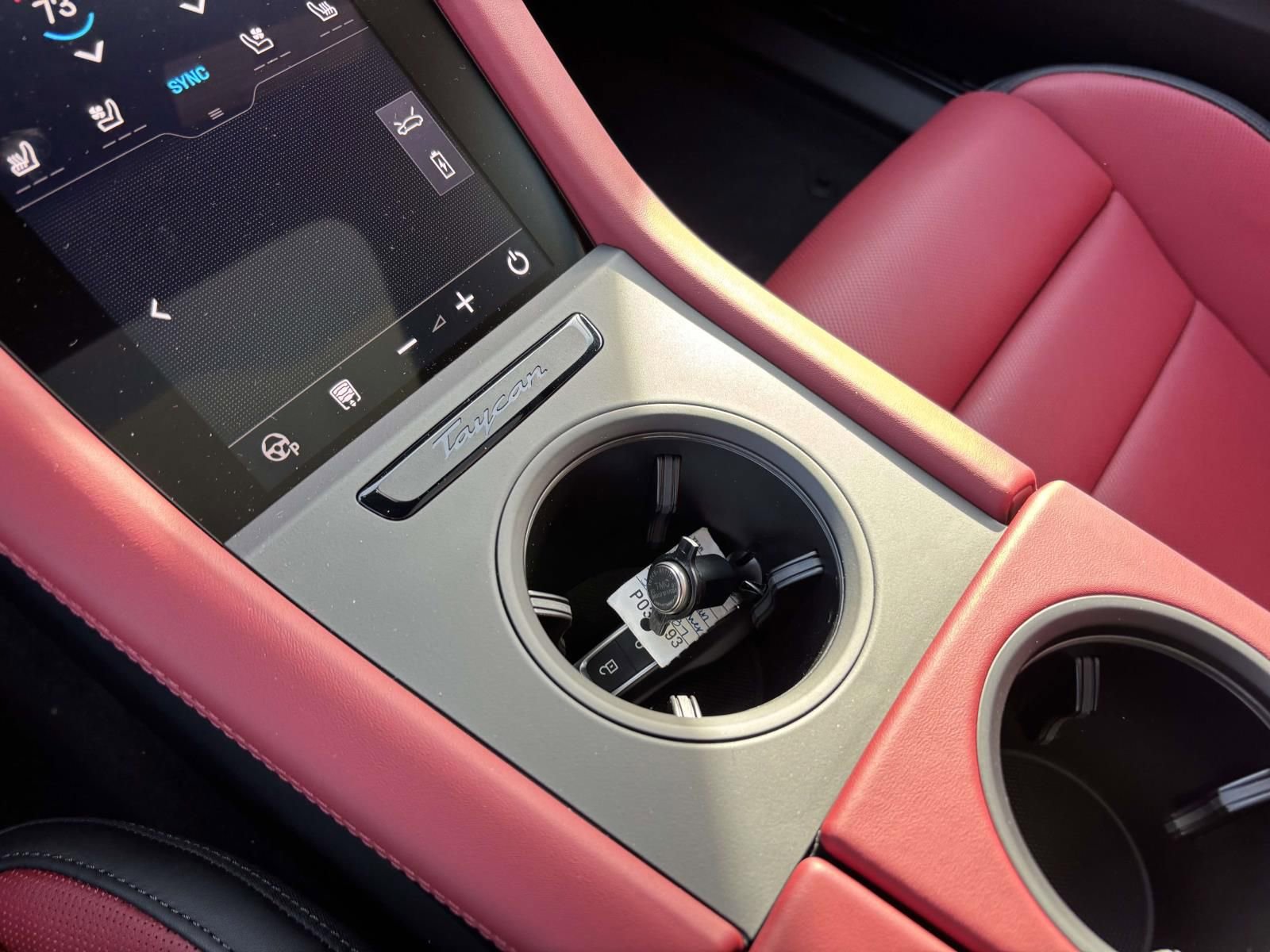 New 2026 Porsche Taycan GTS image 34