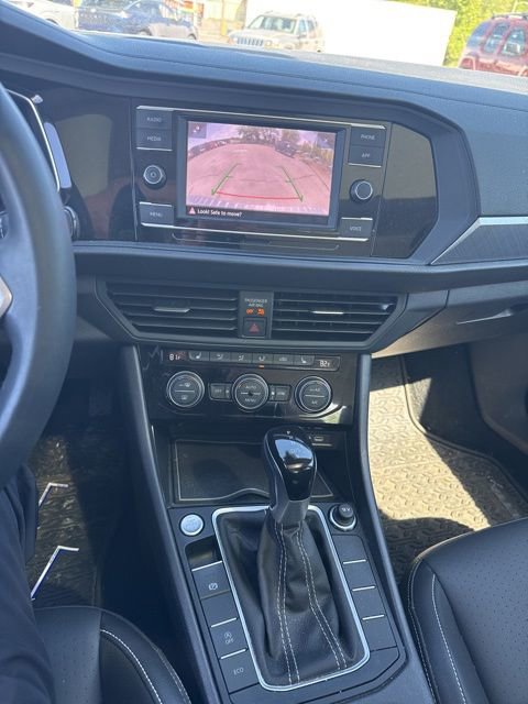 Used 2024 Volkswagen Jetta SE w/ Panoramic Sunroof Package FWD image 15