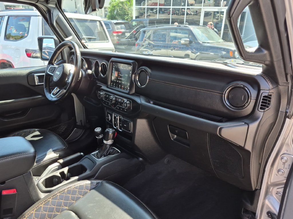 Certified 2020 Jeep Wrangler Unlimited Sahara AWD/4WD image 22