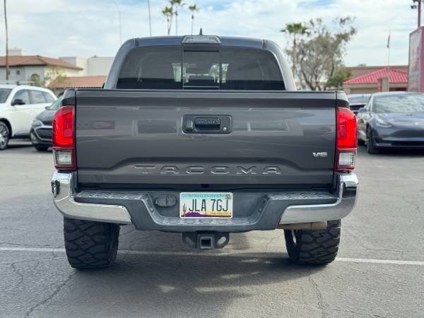 Used 2019 Toyota Tacoma SR5 RWD image 4