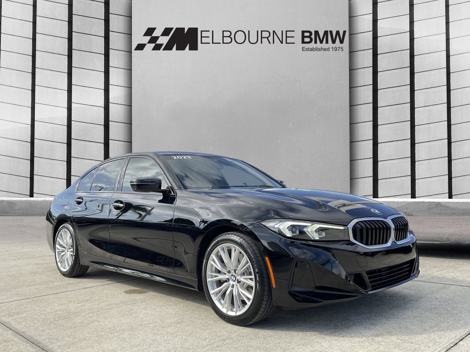 Certified 2023 BMW 330i Sedan w/ Premium Package image 1