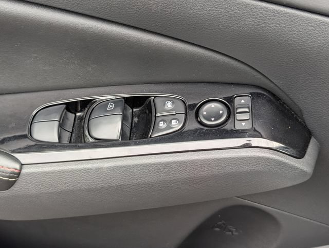 Used 2024 Nissan Altima 2.5 SR w/ SR Premium Package FWD image 19