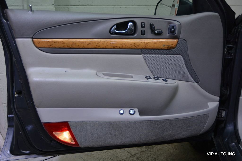 Used 1998 Lincoln Continental FWD image 7