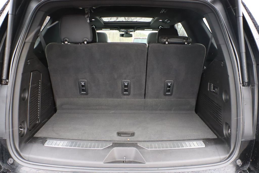 Used 2022 Chevrolet Tahoe Z71 w/ Luxury Package image 23