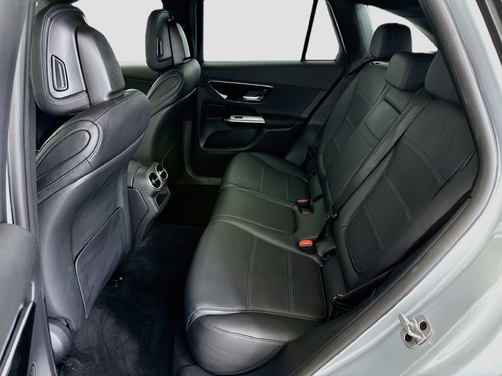 Certified 2026 Mercedes-Benz GLC 300 image 19