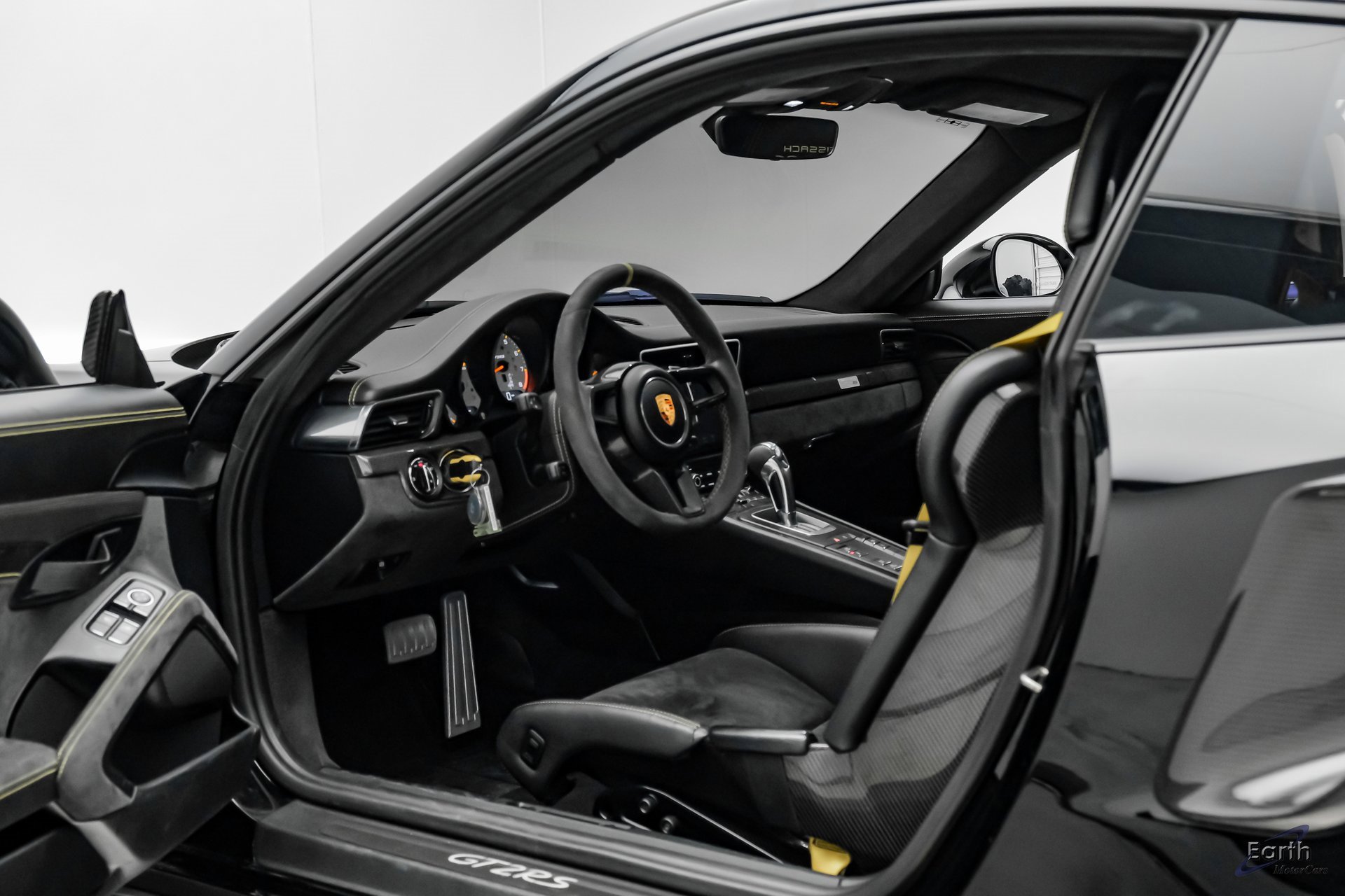 Used 2019 Porsche 911 GT2 RS w/ Weissach Package image 46