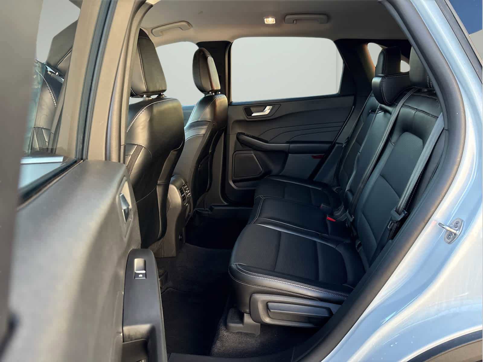 Used 2025 Ford Escape Platinum image 12