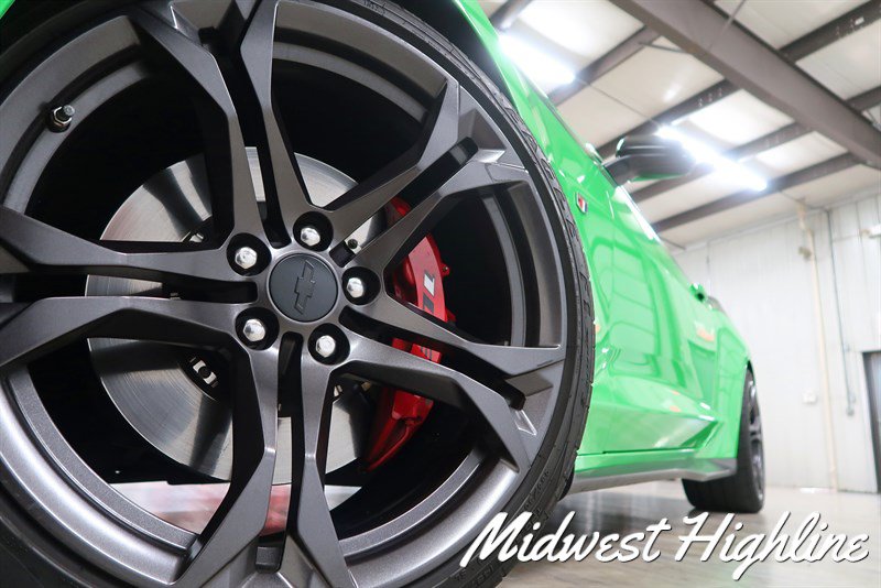 Used 2017 Chevrolet Camaro SS RWD image 3