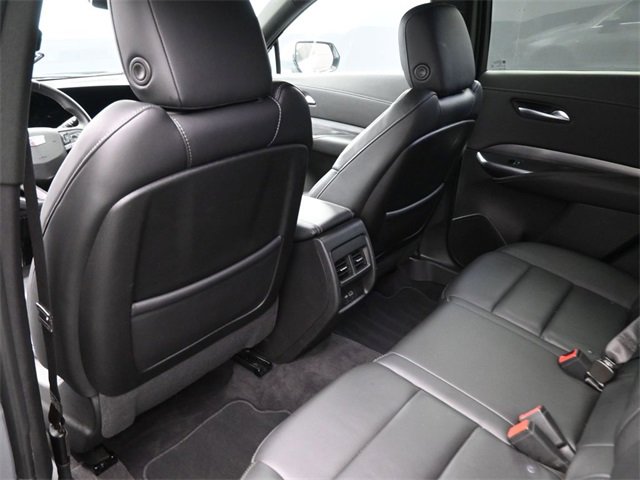 Used 2024 Cadillac XT4 Premium Luxury image 12