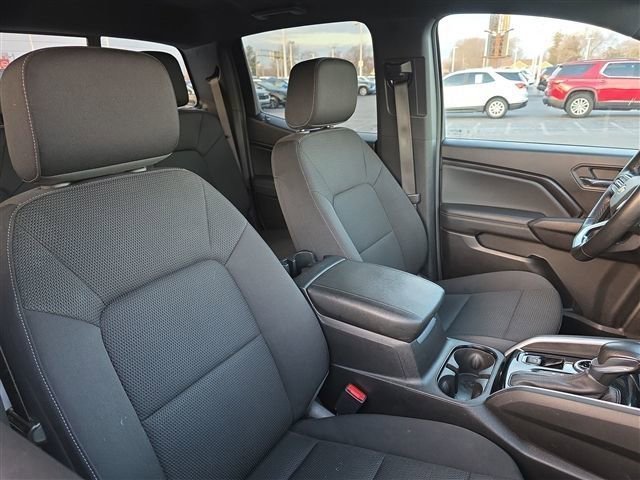 Used 2023 Chevrolet Colorado LT w/ LT Convenience Package II AWD/4WD image 40