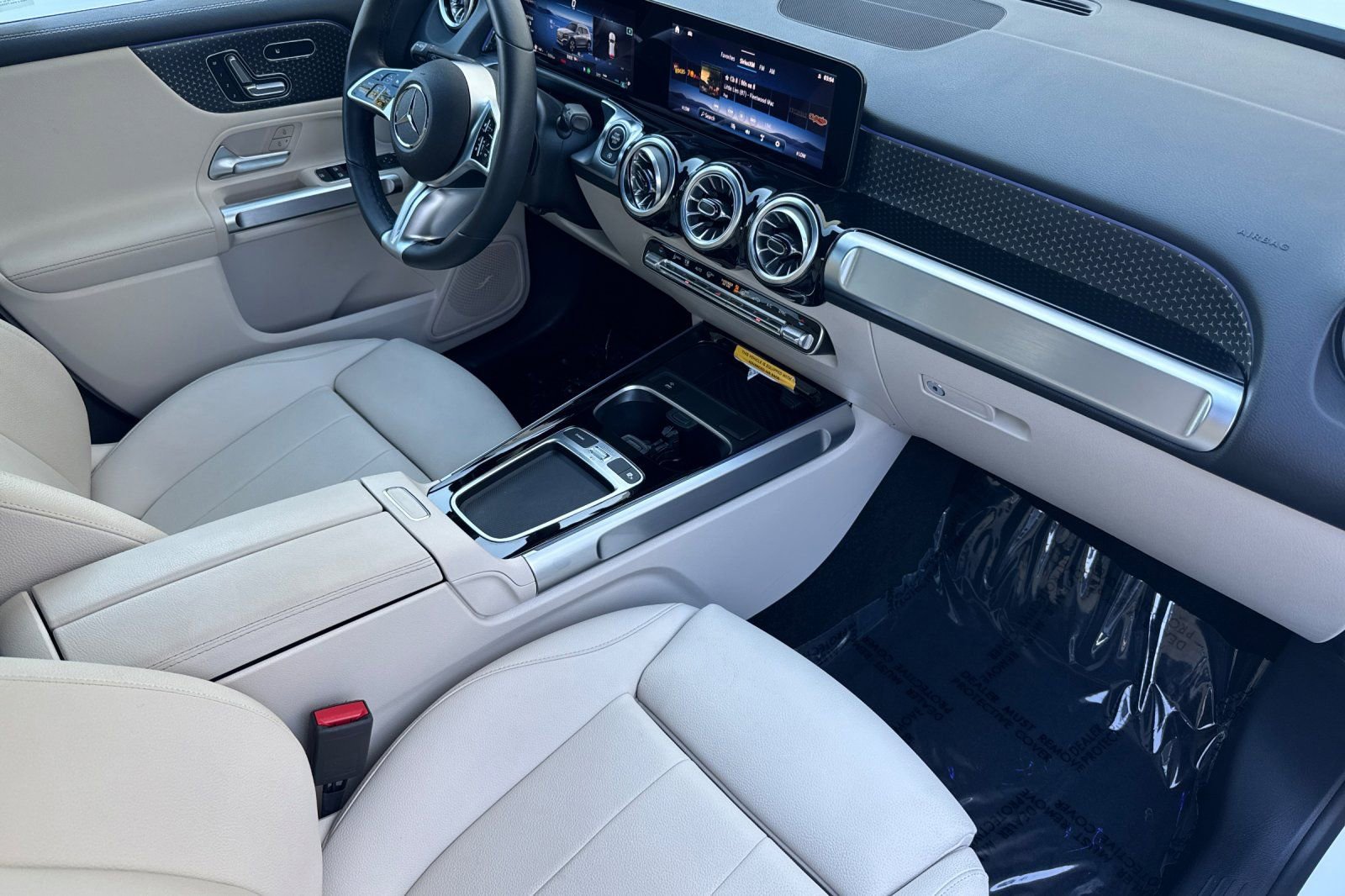 Certified 2025 Mercedes-Benz GLB 250 image 18