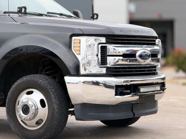 Used 2019 Ford F350 XL w/ STX Appearance Package AWD/4WD image 7