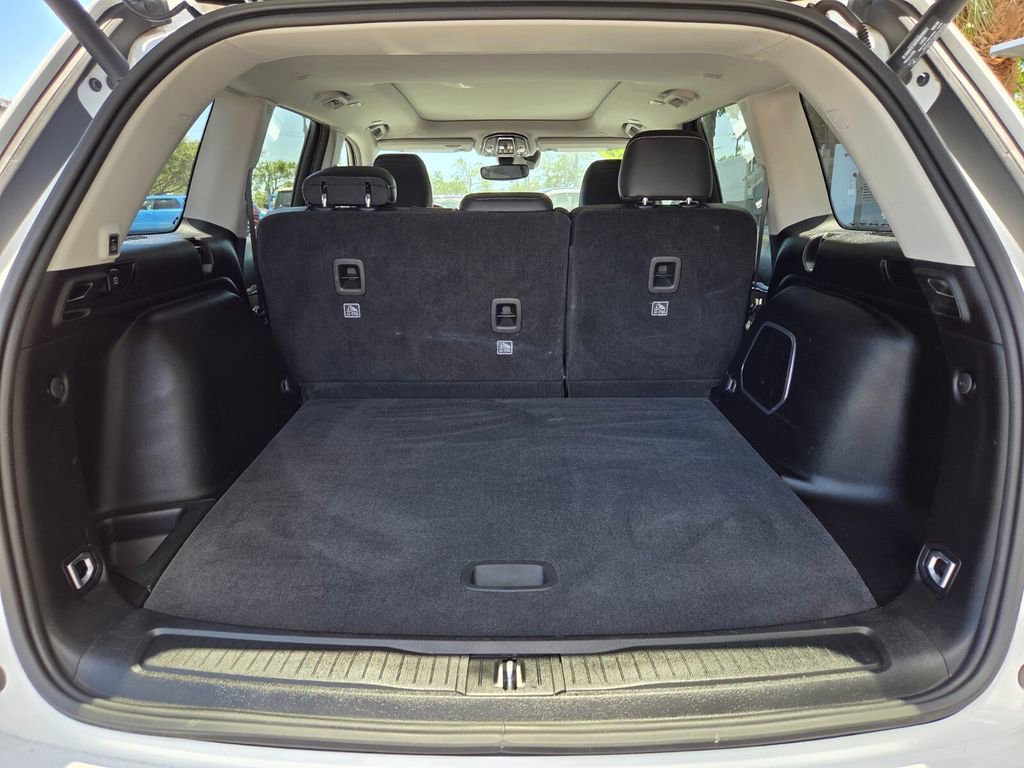 Used 2022 Jeep Grand Cherokee Limited AWD/4WD image 9