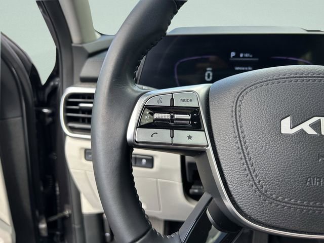 Used 2024 Kia Telluride EX image 31