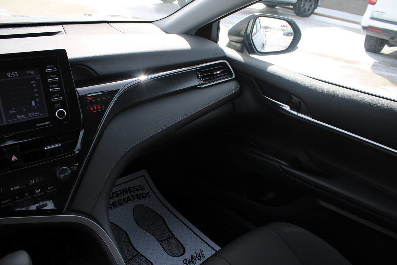 Used 2023 Toyota Camry LE FWD image 16