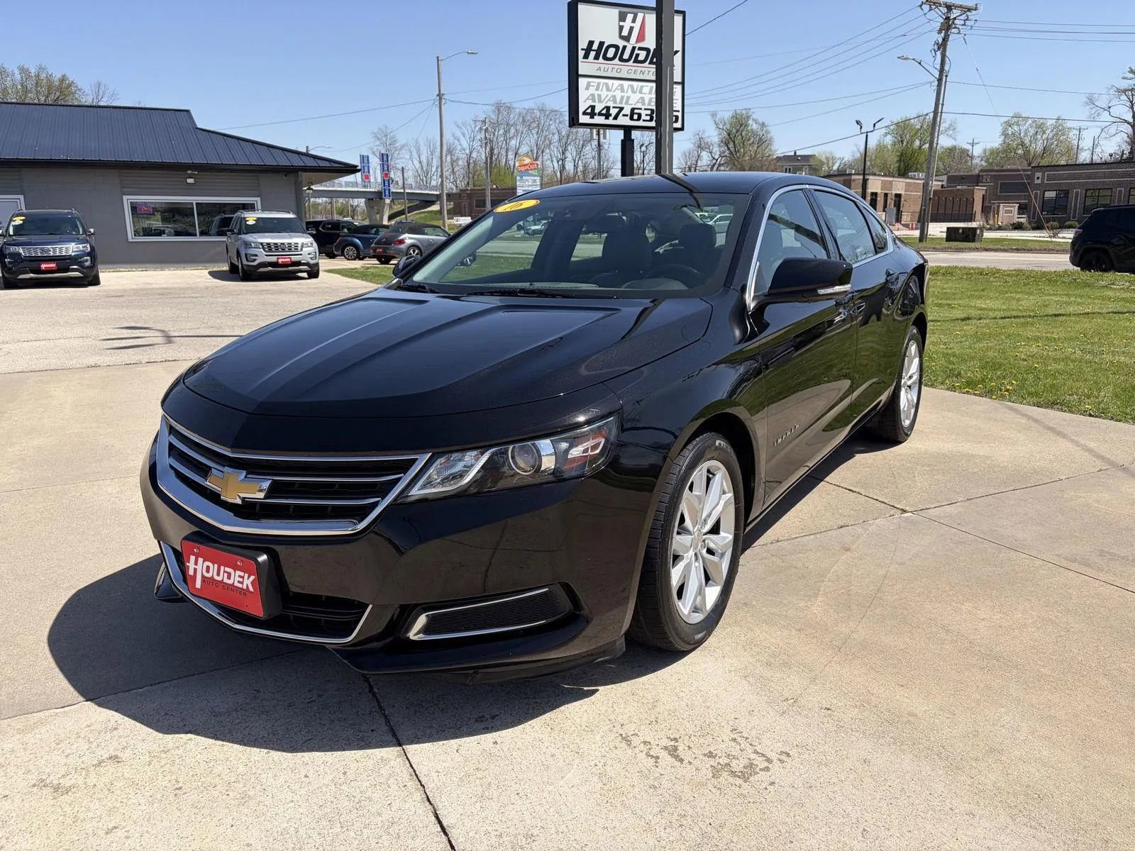Used 2016 Chevrolet Impala LT w/ Leather Package FWD image 3