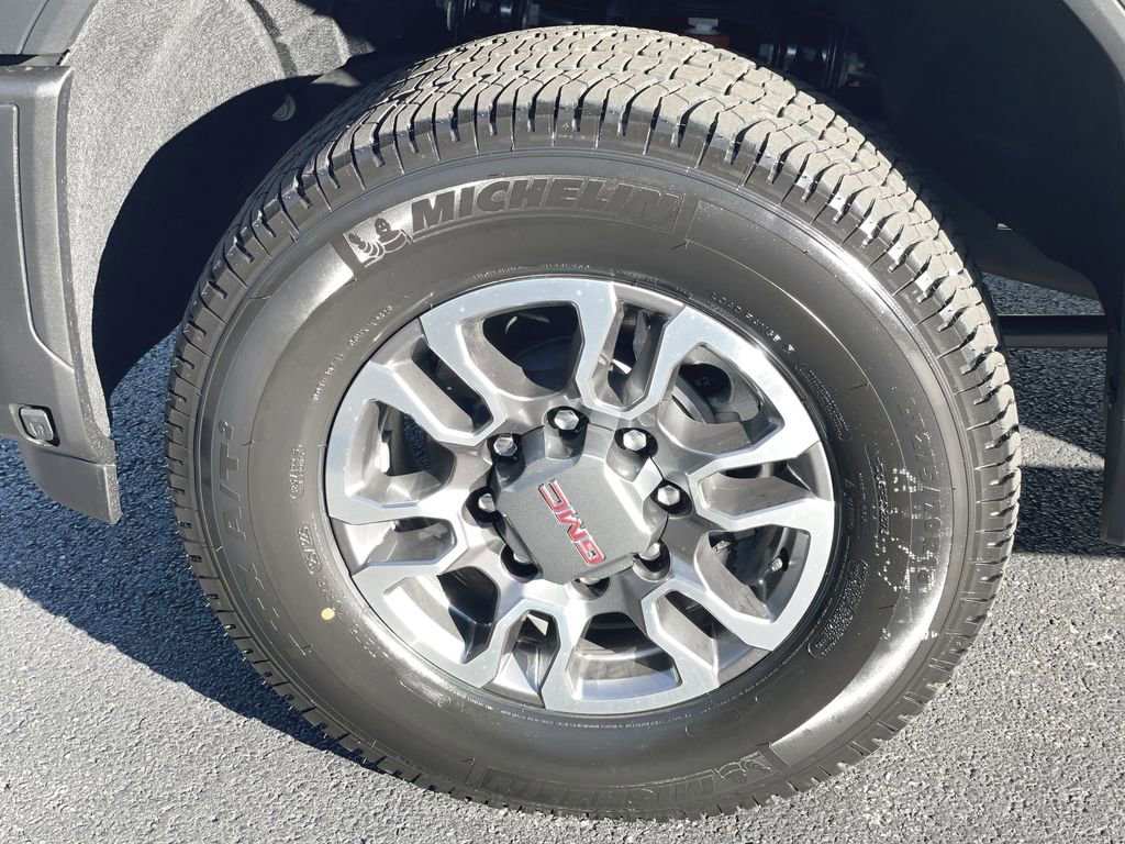 New 2026 GMC Sierra 3500 SLE w/ SLE Value Package image 42