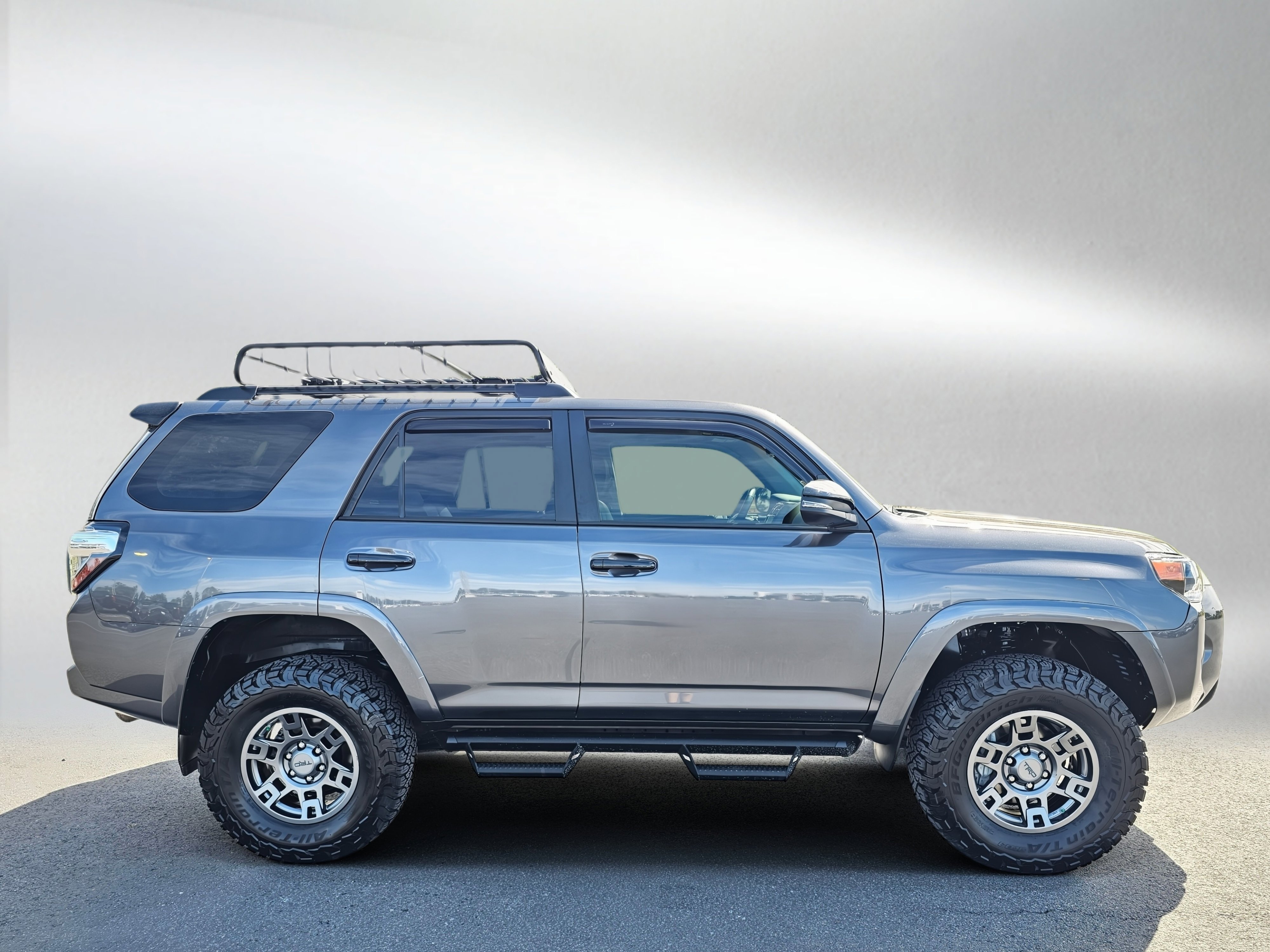 Used 2020 Toyota 4Runner Venture w/ Moonroof Package AWD/4WD image 6