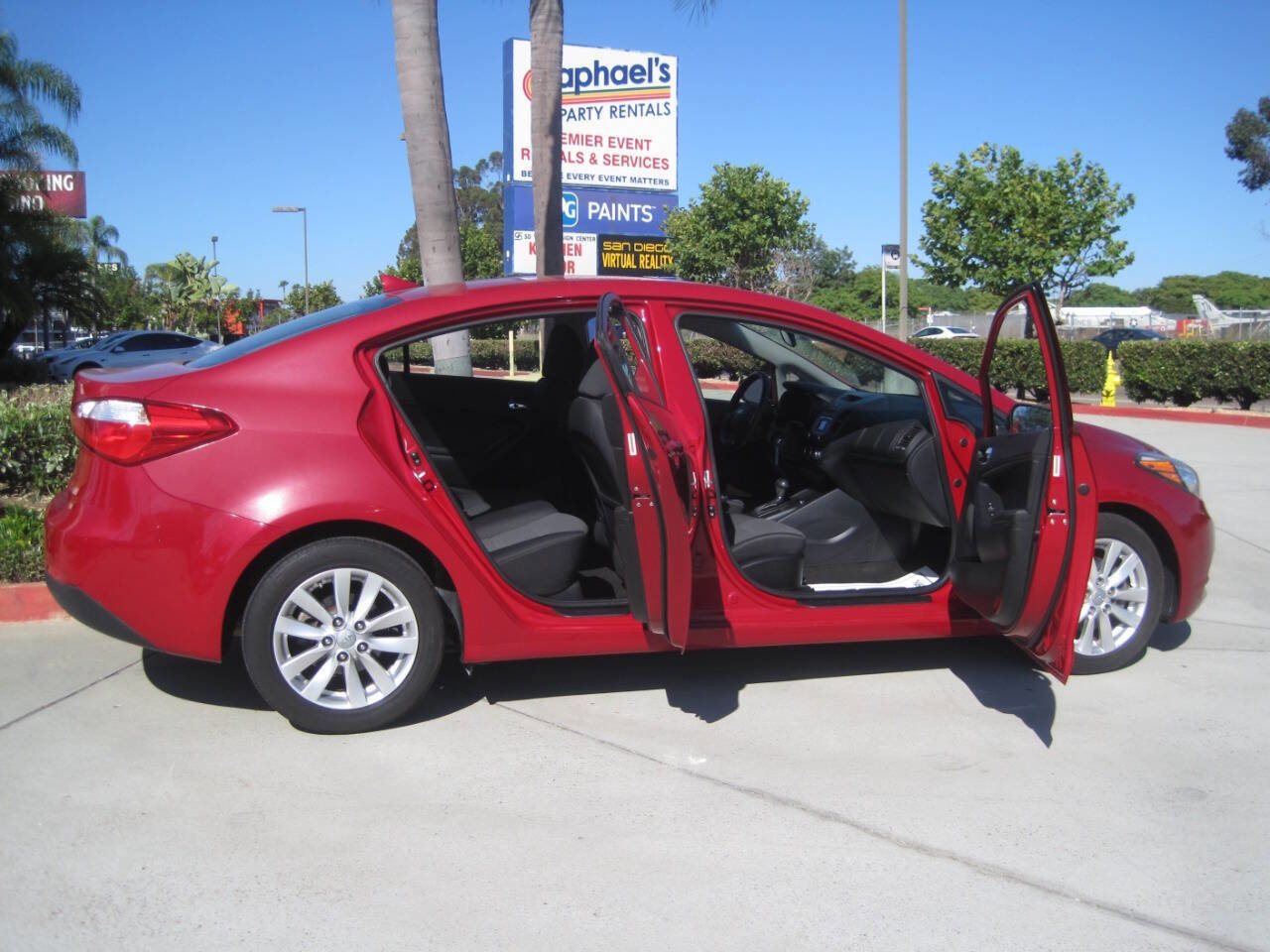 Used 2015 Kia Forte LX w/ Popular Package image 4