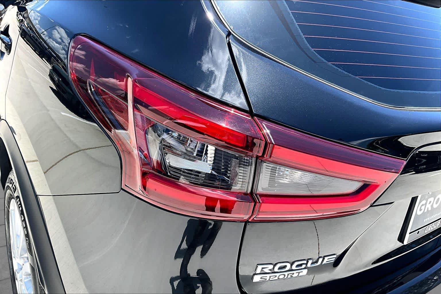 Used 2022 Nissan Rogue Sport S FWD image 26