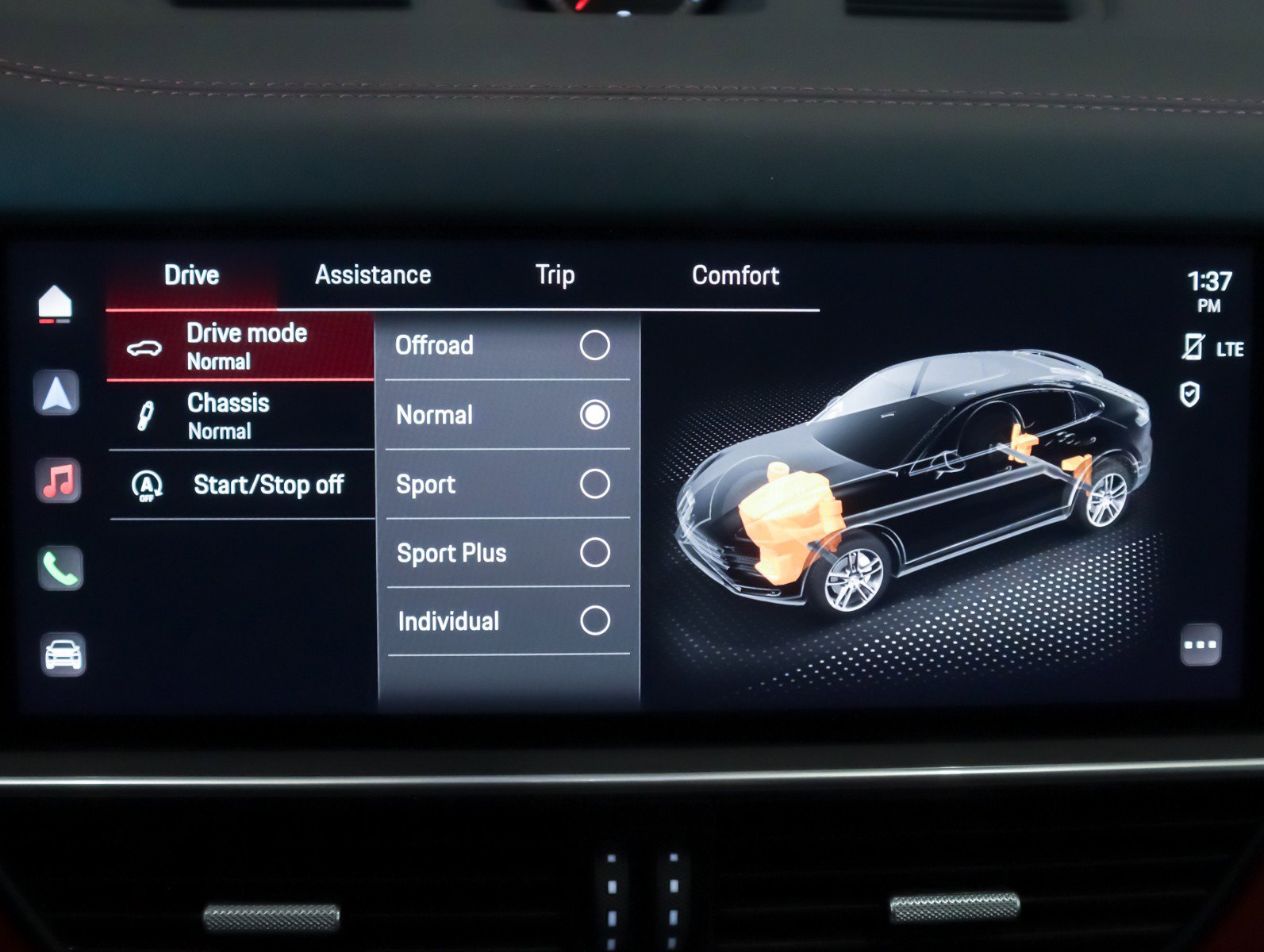 Certified 2023 Porsche Cayenne Platinum Edition image 18