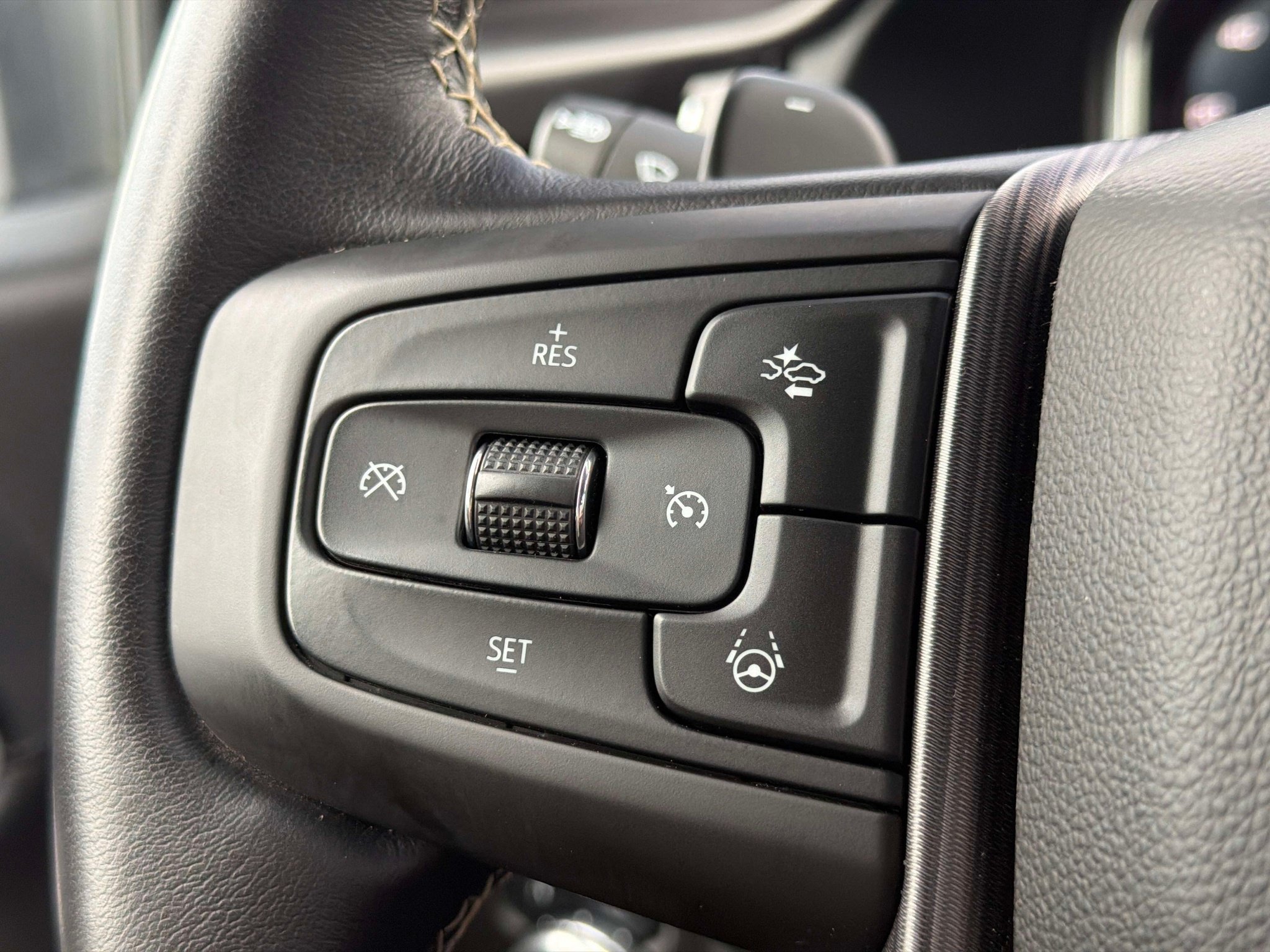 Used 2026 GMC Sierra 1500 Denali Ultimate AWD/4WD image 36