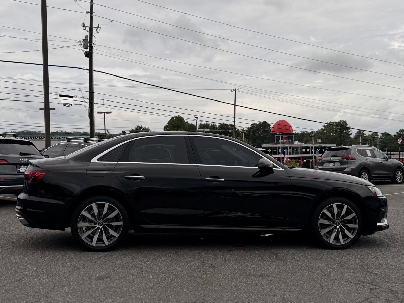 Used 2022 Audi A4 2.0T Premium w/ Convenience Package AWD/4WD image 6
