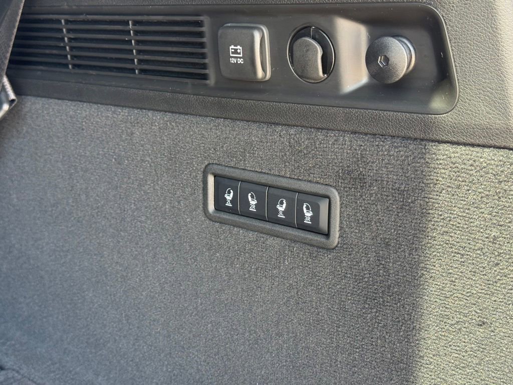New 2026 Jeep Grand Wagoneer Summit AWD/4WD image 27