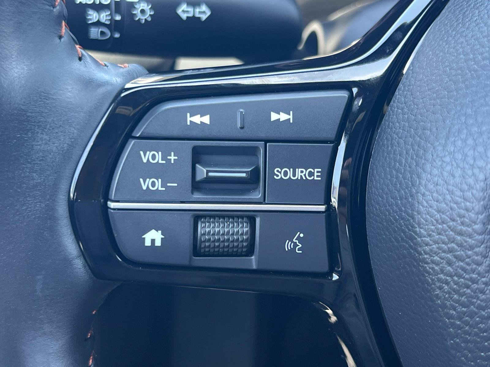 Certified 2024 Honda HR-V Sport image 9