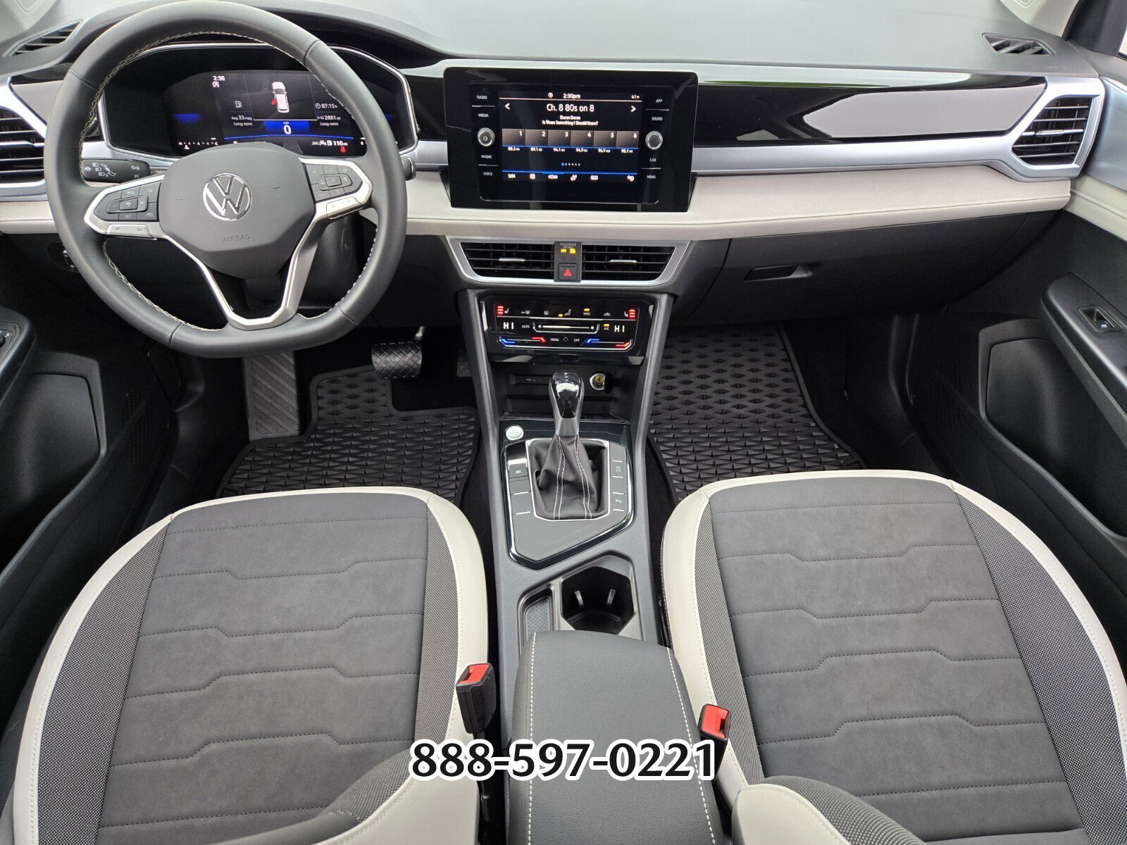 Certified 2025 Volkswagen Taos SE image 13