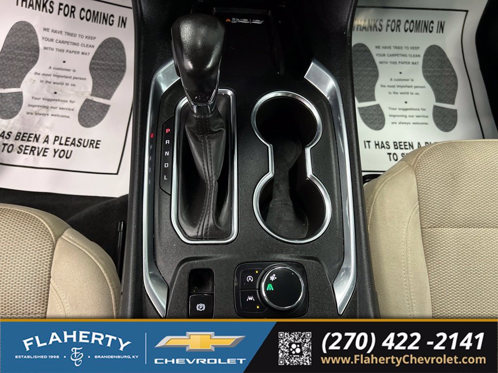 Used 2022 Chevrolet Traverse LT FWD image 31