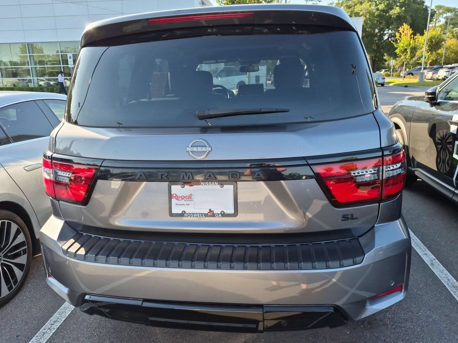 Used 2023 Nissan Armada SL w/ Midnight Edition Package RWD image 3