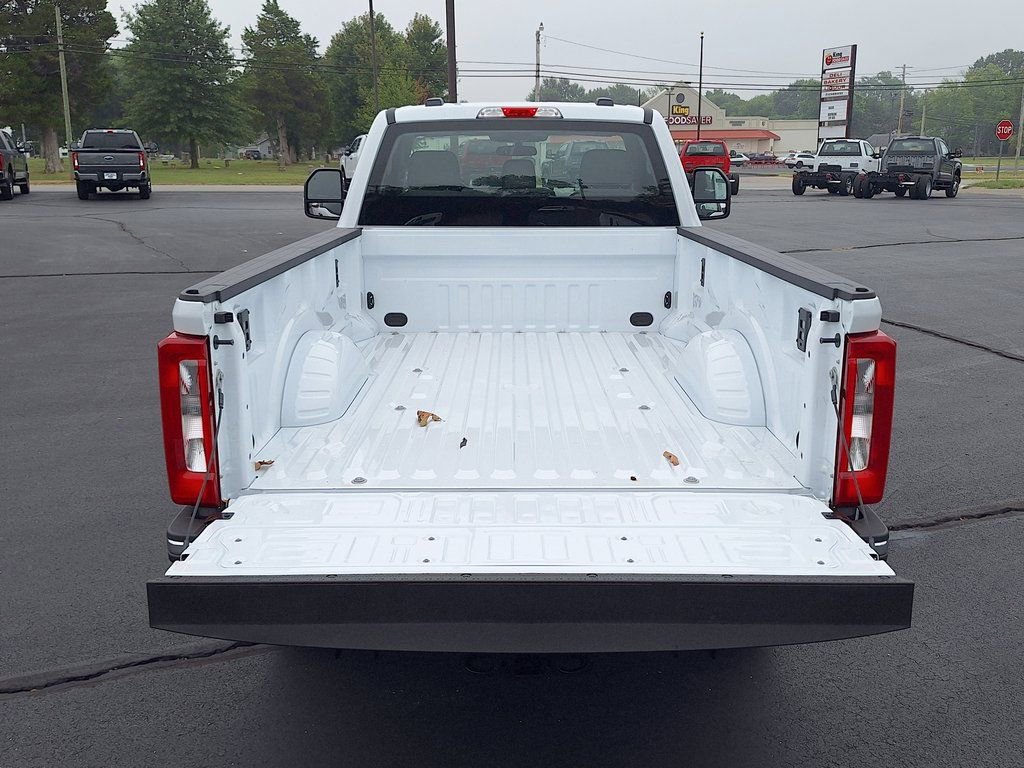 New 2026 Ford F250 XL w/ XL Chrome Package image 21
