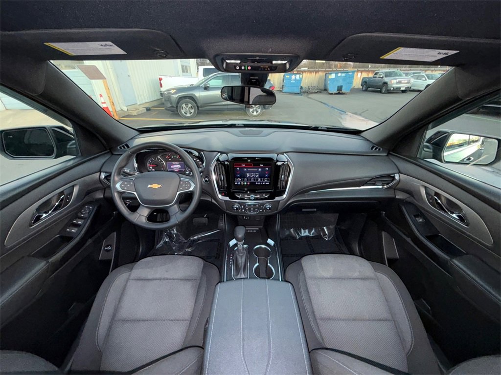 Used 2023 Chevrolet Traverse LT w/ LPO, Floor Liner Package image 21