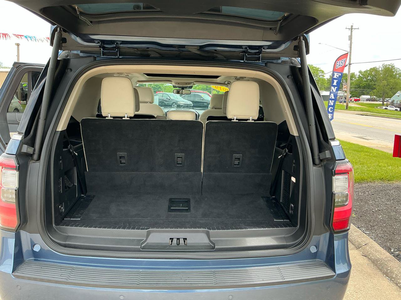 Used 2019 Ford Expedition Platinum AWD/4WD image 27