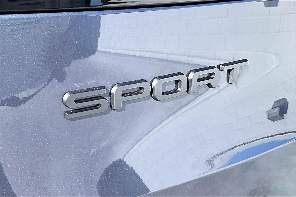 Certified 2026 Land Rover Range Rover Sport Dynamic SE AWD/4WD image 9