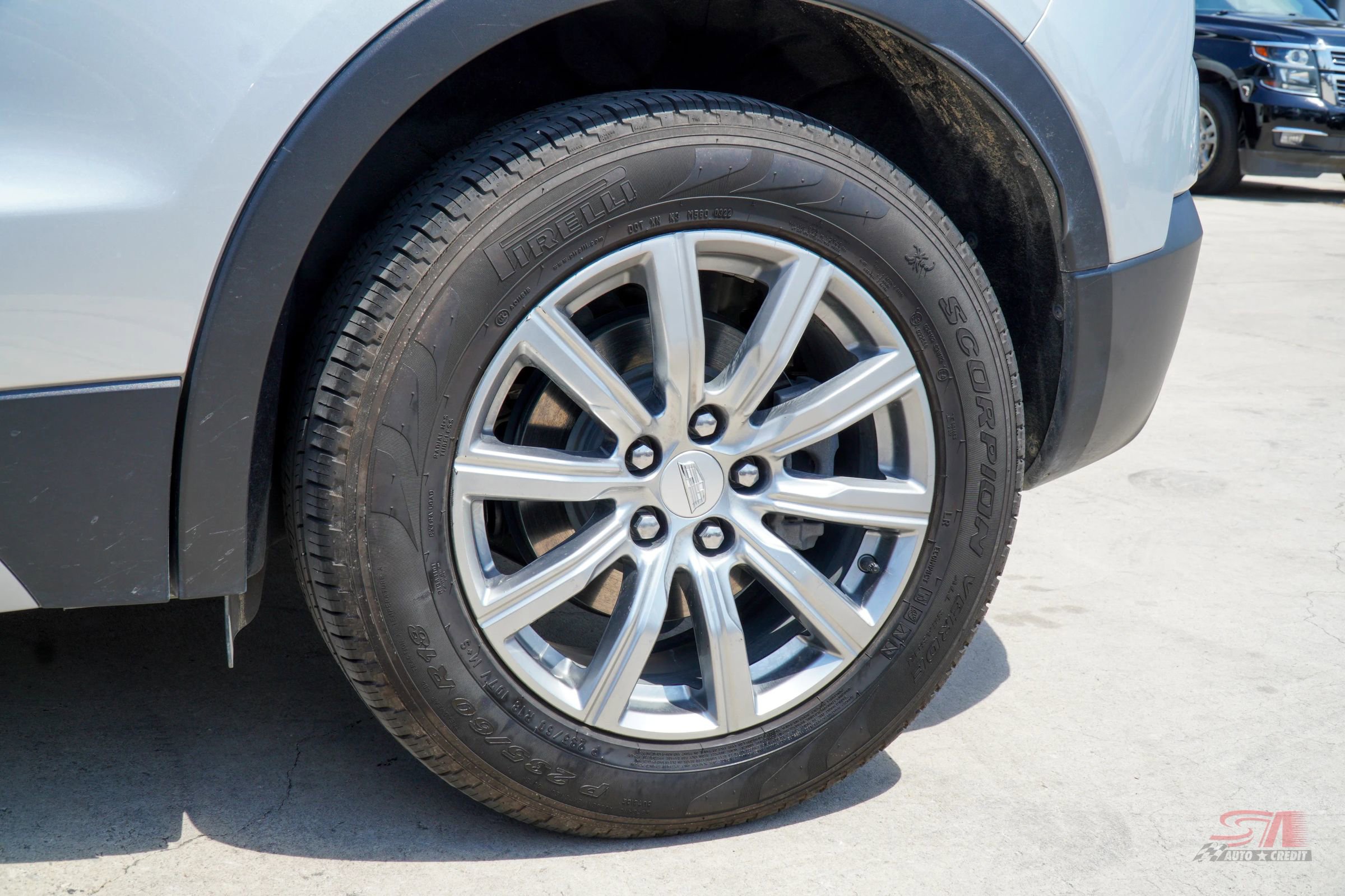 Used 2020 Cadillac XT4 Premium Luxury image 10