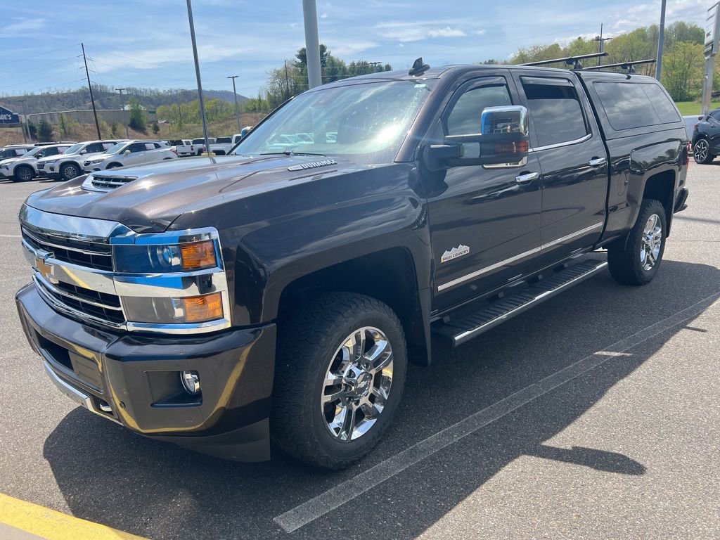 Used 2019 Chevrolet Silverado 2500 High Country w/ Duramax Plus Package AWD/4WD image 1