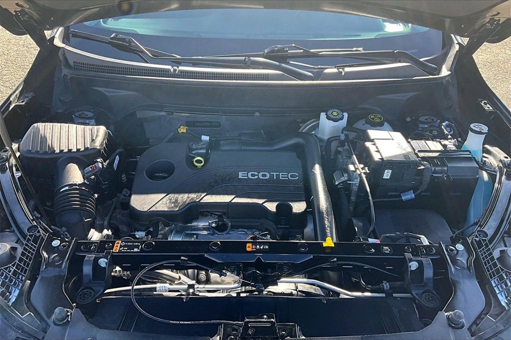 Used 2022 GMC Terrain SLE w/ Driver Convenience Package image 10