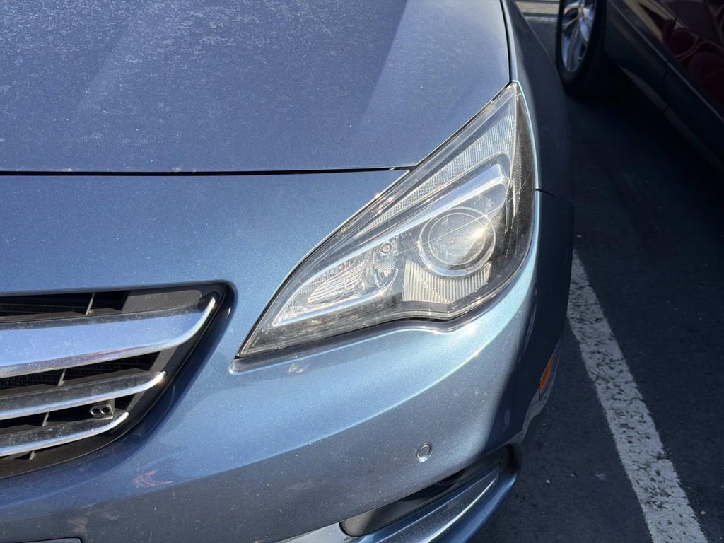 Used 2016 Buick Cascada Premium image 7