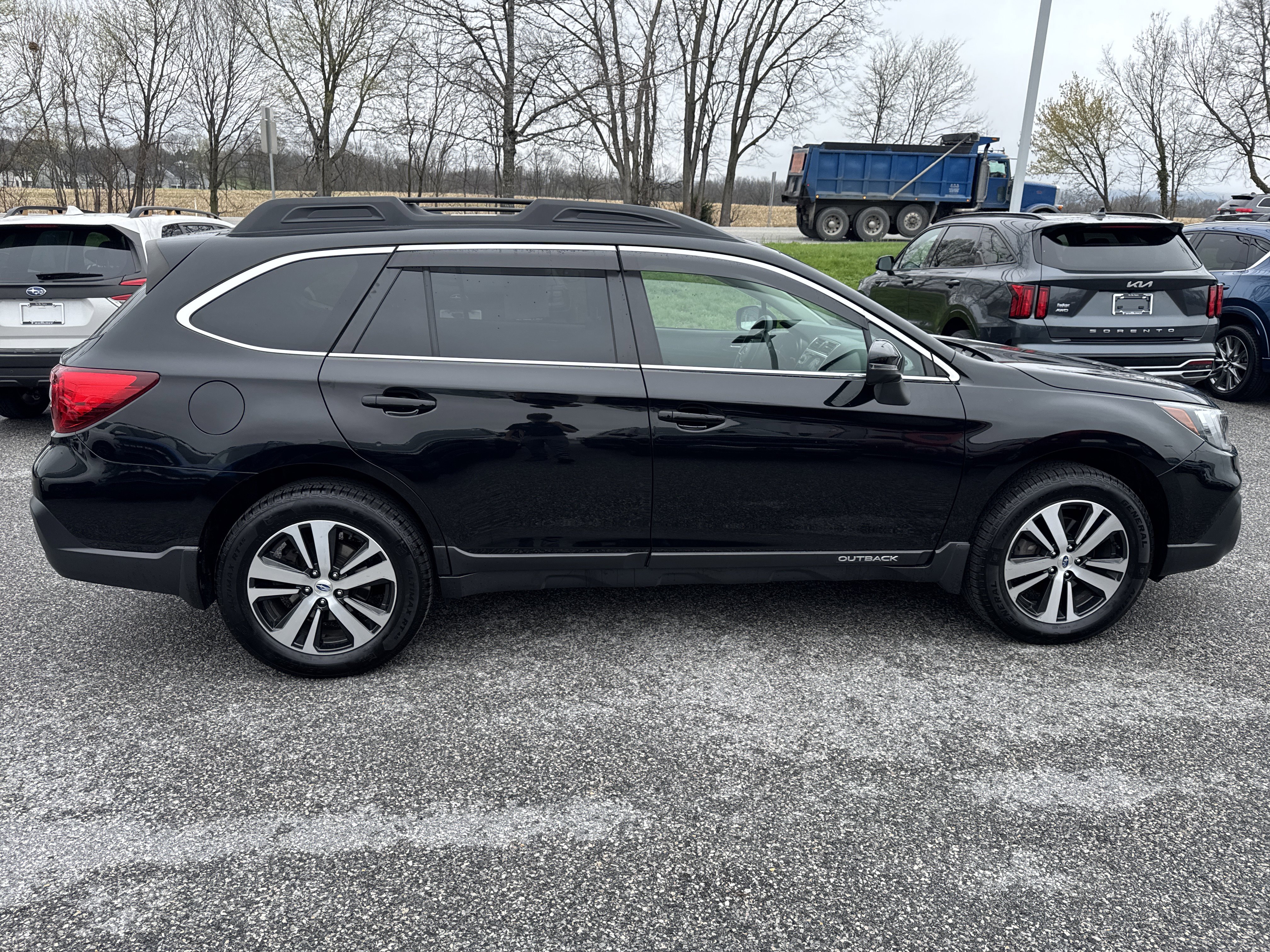 Used 2018 Subaru Outback 2.5i Limited w/ Popular Package #2 image 33