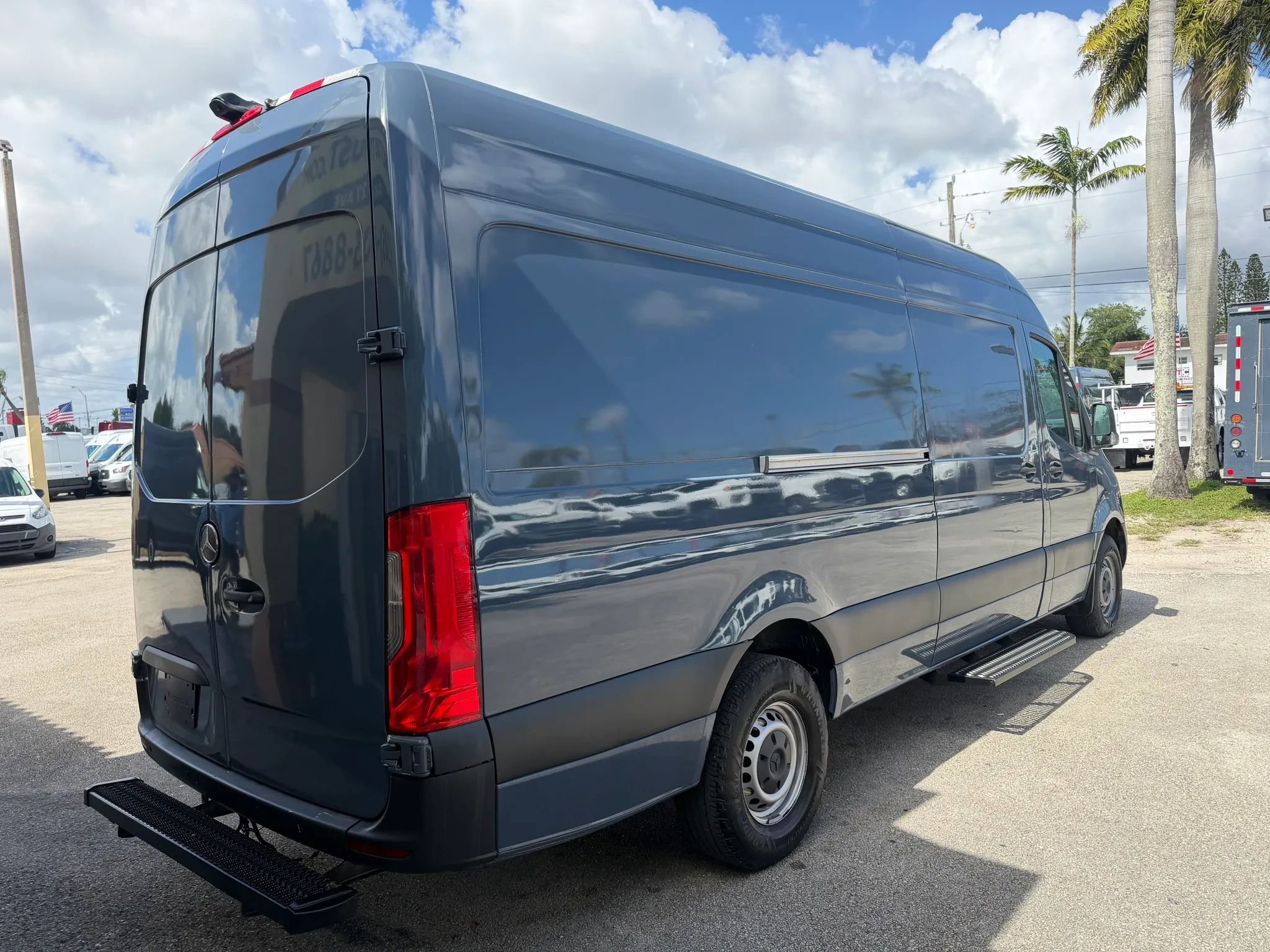 Used 2019 Mercedes-Benz Sprinter 170 image 7